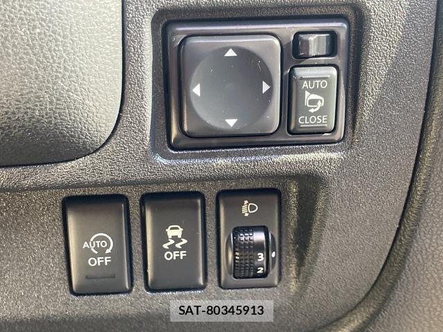 Nissan MARCH 2017-07 7869901-5