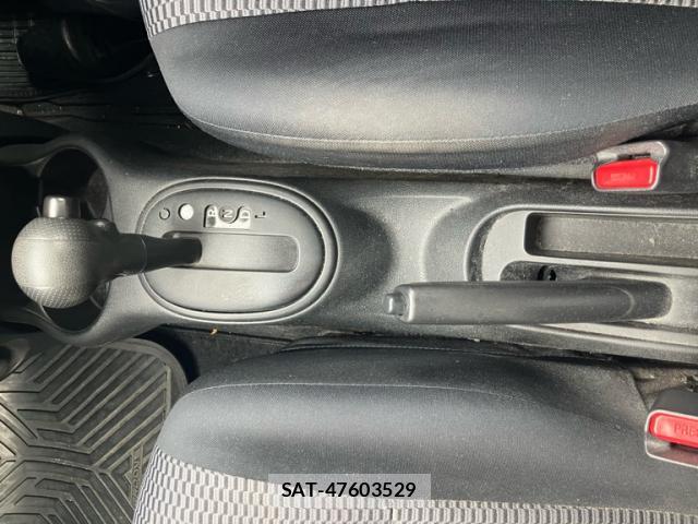 Nissan MARCH 2014-02 7871398-11
