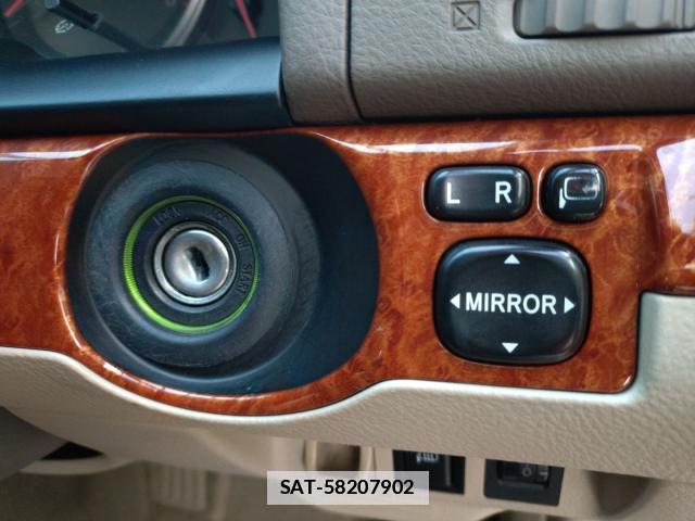 Toyota MARK II 2004-07 7867172-19