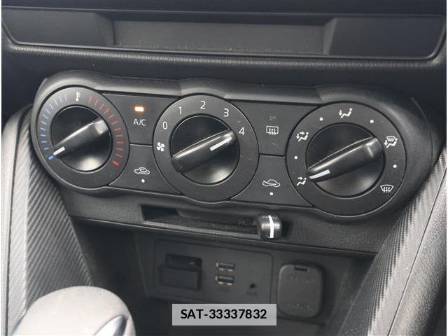 Mazda MAZDA2 2021-05 7871381-10