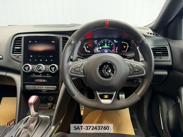 Renault MEGANE 2022-05 7872261-11
