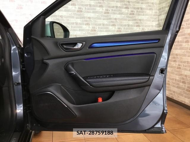 Renault MEGANE 2018-09 7872385-18