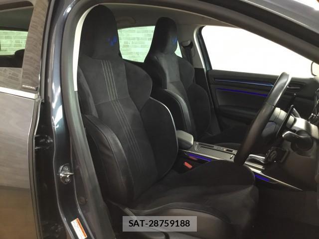 Renault MEGANE 2018-09 7872385-9