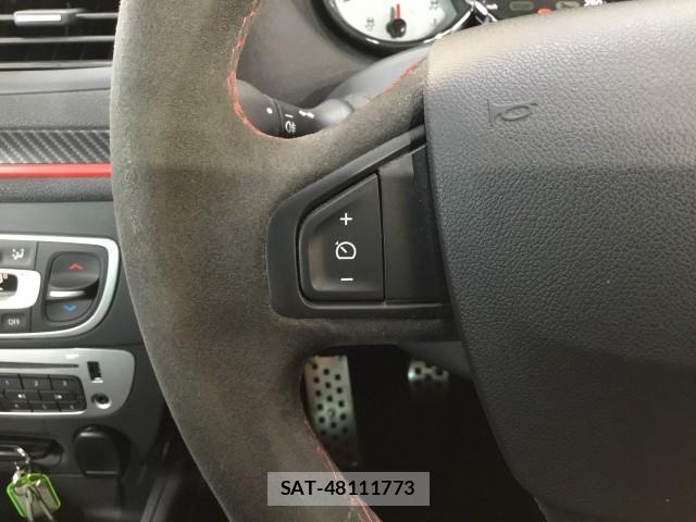 Renault MEGANE 2015-05 7872388-15