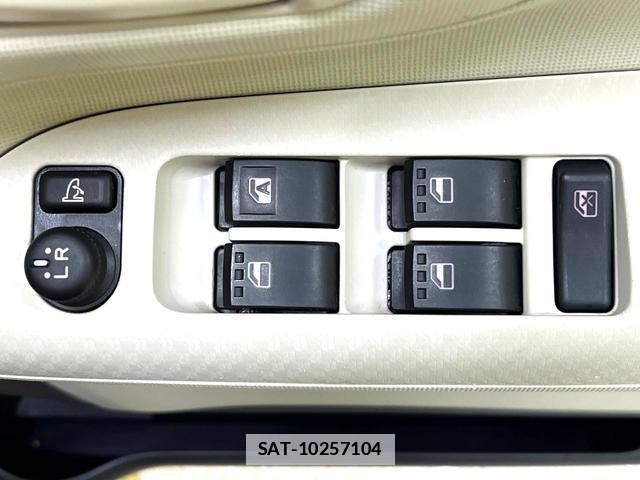 Daihatsu MOVE CANBUS 2017-11 7868760-5