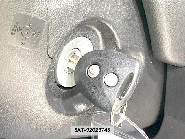 Daihatsu MOVE CONTE 2015-09 7868217-4