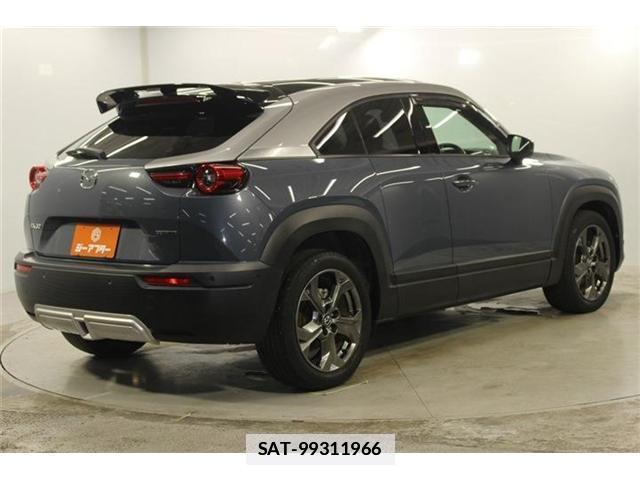 Mazda MX-30 2021-12 7872460-4