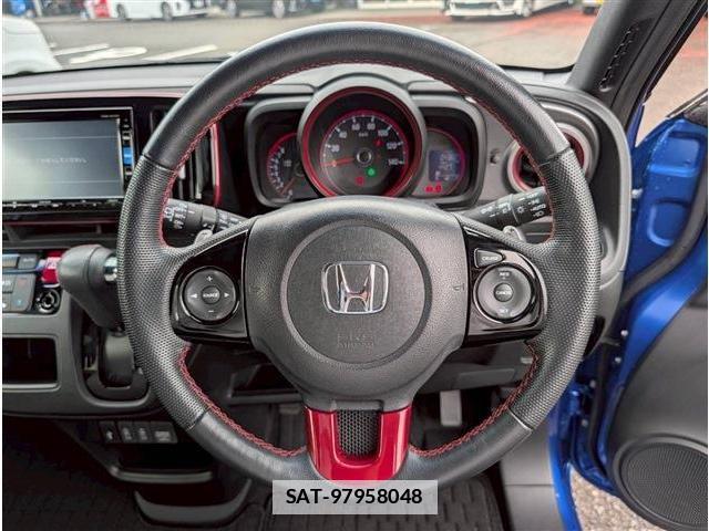 Honda N-ONE 2018-04 7872072-17