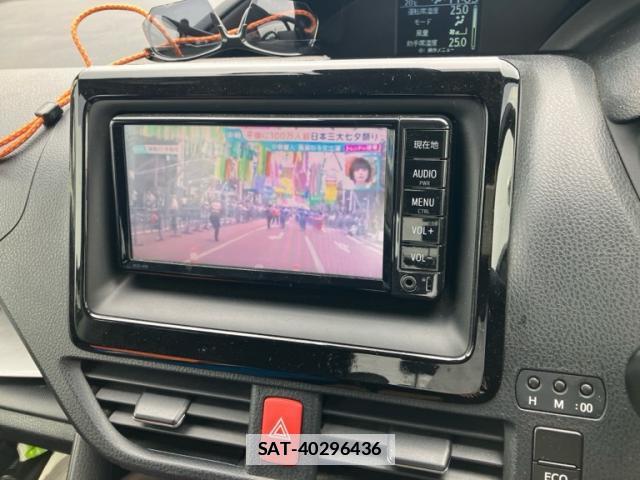 Toyota NOAH 2017-09 7867357-11
