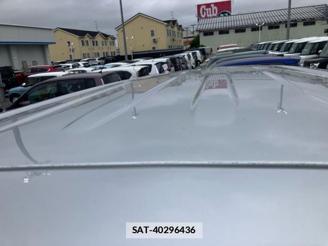 Toyota NOAH 2017-09 7867357-12
