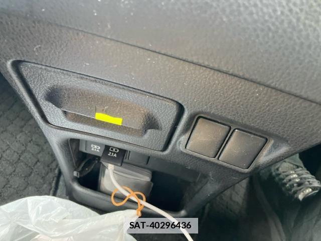 Toyota NOAH 2017-09 7867357-14