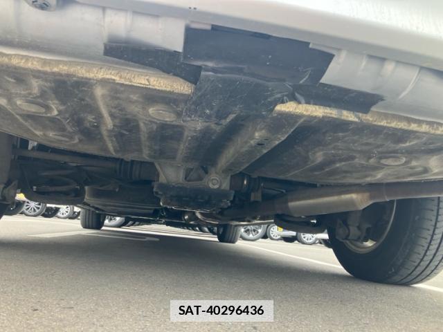 Toyota NOAH 2017-09 7867357-3