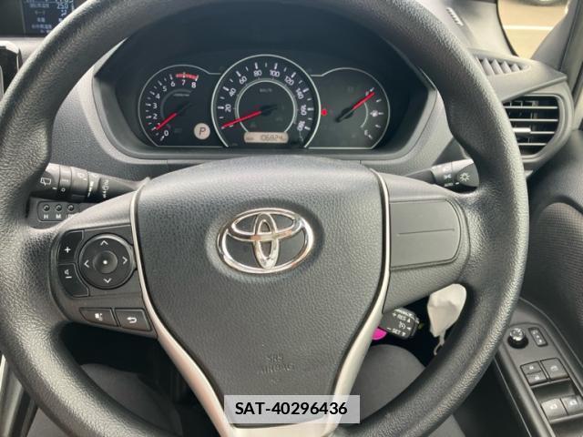 Toyota NOAH 2017-09 7867357-7