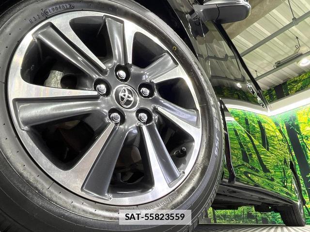 Toyota NOAH 2018-02 7868147-12