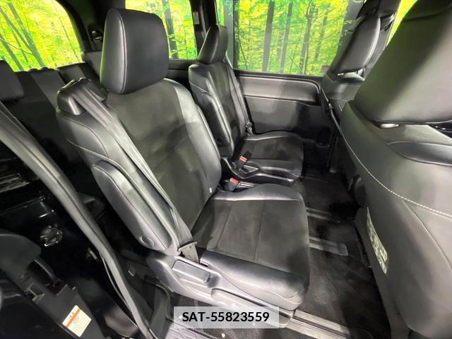 Toyota NOAH 2018-02 7868147-8
