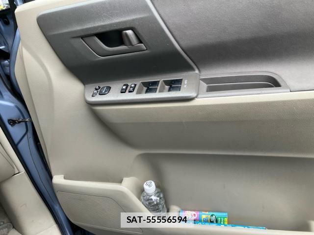 Toyota NOAH 2007-12 7868944-11
