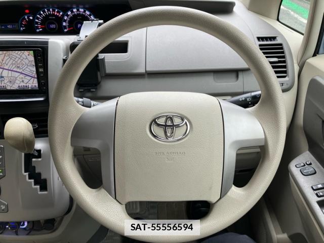 Toyota NOAH 2007-12 7868944-15