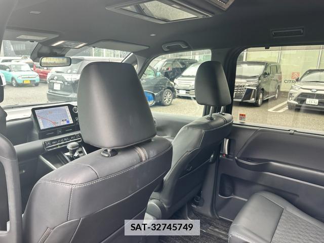 Toyota NOAH 2023-06 7869754-19