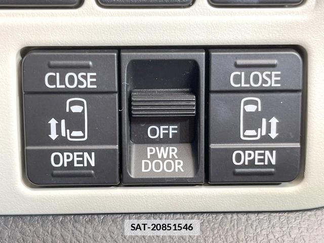 Toyota NOAH 2019-08 7870125-5