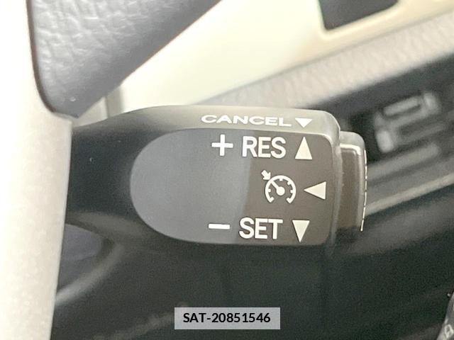 Toyota NOAH 2019-08 7870125-6