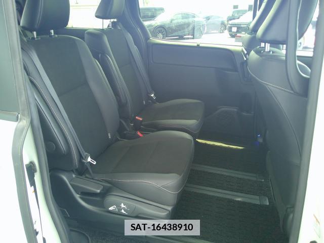 Toyota NOAH 2021-10 7870418-14