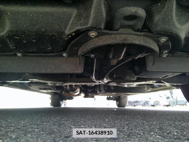 Toyota NOAH 2021-10 7870418-18