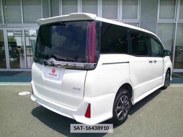 Toyota NOAH 2021-10 7870418-3