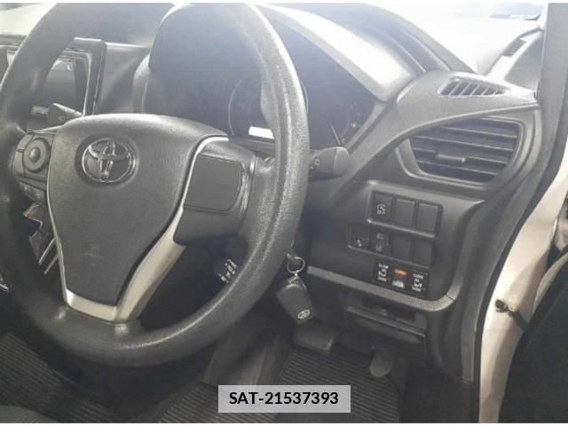 Toyota NOAH 2021-05 7870633-2