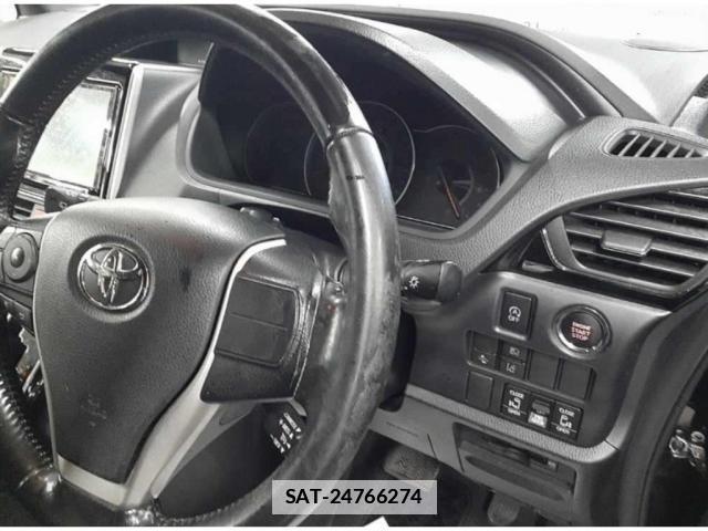 Toyota NOAH 2020-12 7870657-2