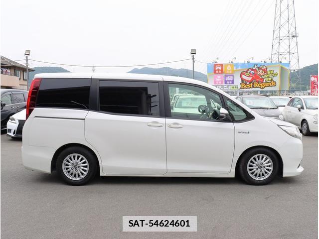 Toyota NOAH 2017-02 7870752-10