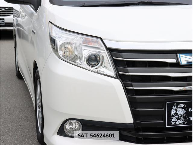 Toyota NOAH 2017-02 7870752-12