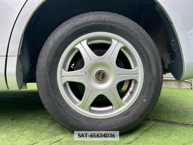 Toyota NOAH 2009-08 7871117-14