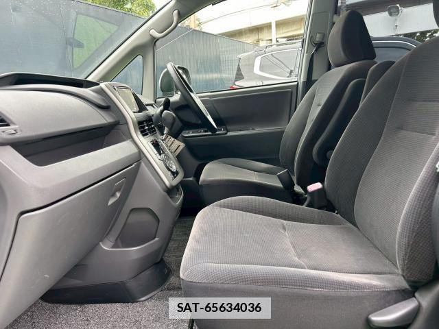 Toyota NOAH 2009-08 7871117-16