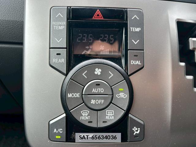 Toyota NOAH 2009-08 7871117-9
