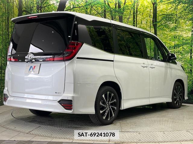Toyota NOAH 2025-10 7871128-17