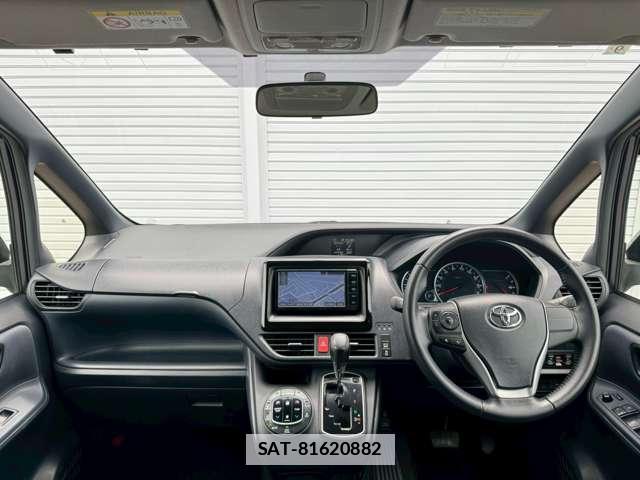 Toyota NOAH 2015-09 7871668-4