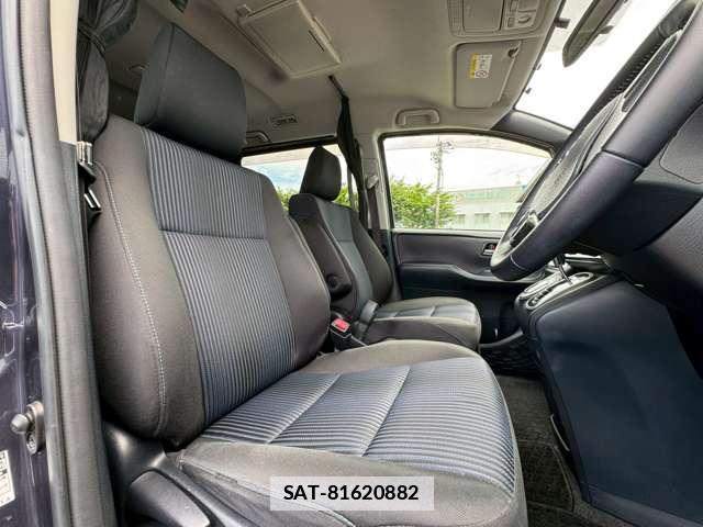 Toyota NOAH 2015-09 7871668-5