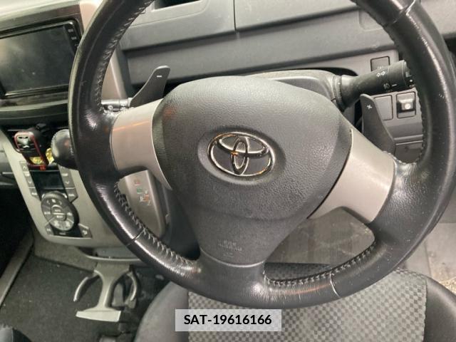 Toyota NOAH 2007-07 7871938-9