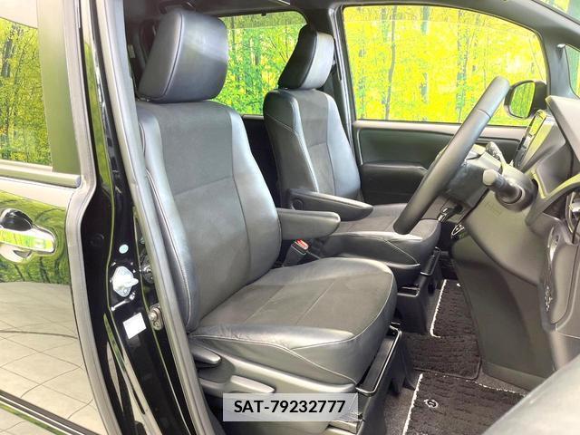 Toyota NOAH 2017-10 7872409-7