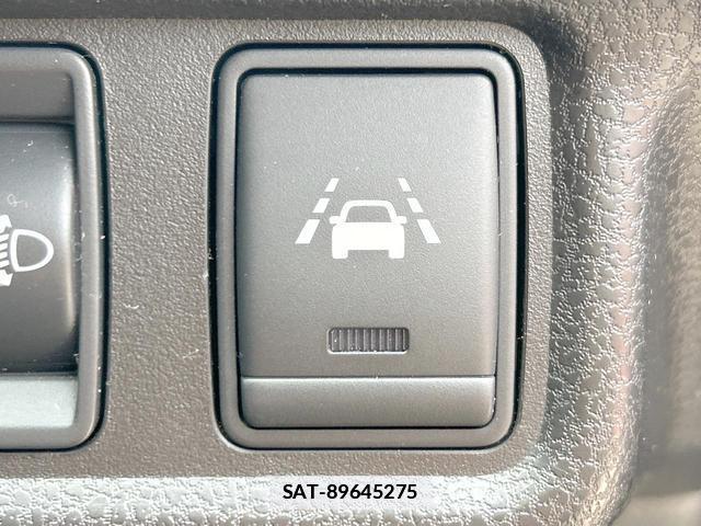 Nissan NOTE 2016-01 7867902-10