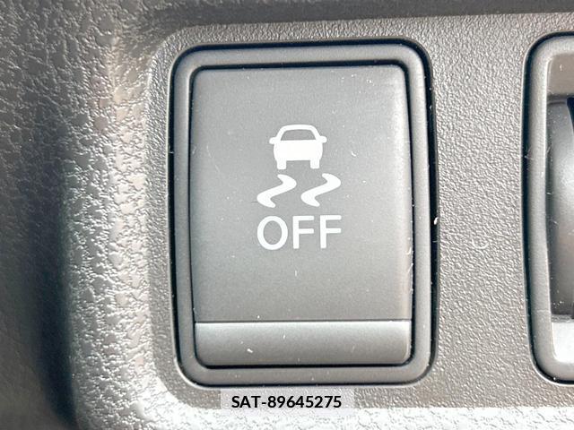 Nissan NOTE 2016-01 7867902-12