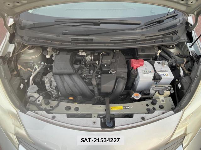 Nissan NOTE 2013-07 7868448-17