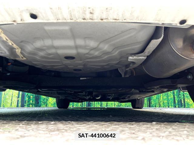 Nissan NOTE 2014-03 7868774-19