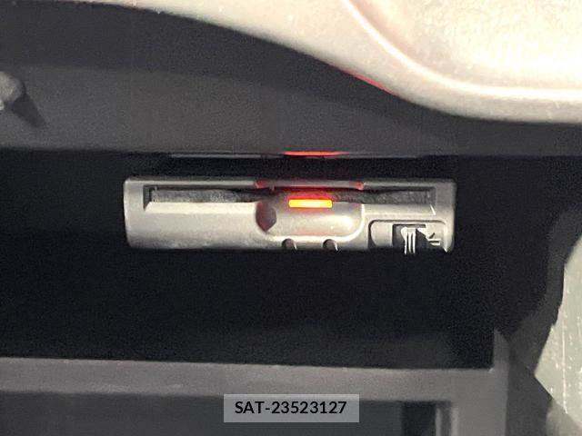 Nissan NOTE 2015-06 7869062-5