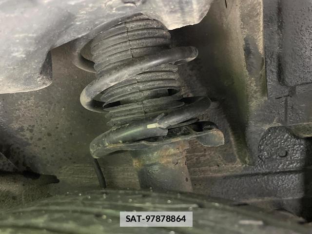 Nissan NOTE 2013-07 7869994-19