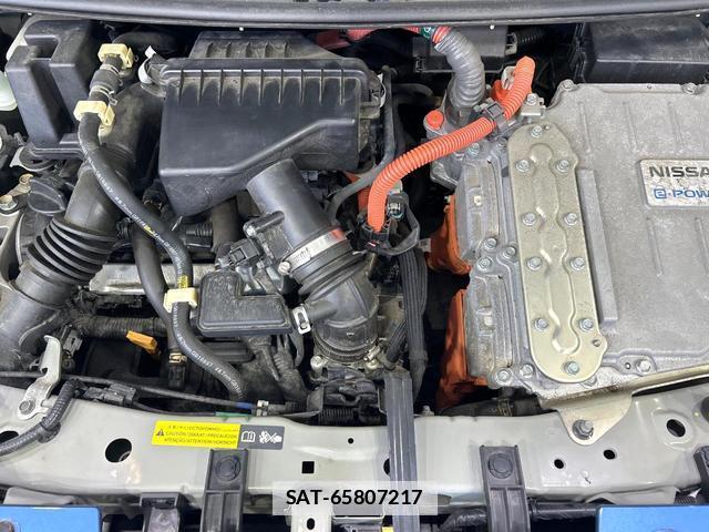 Nissan NOTE 2018-08 7870072-17