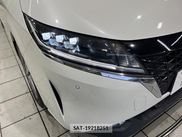 Nissan NOTE 2021-10 7870332-11