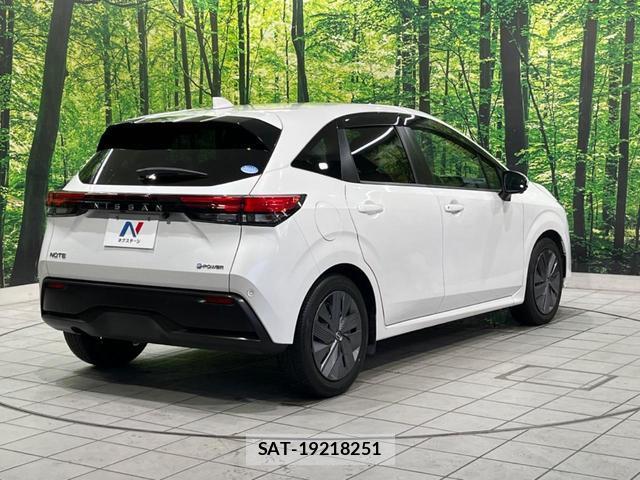 Nissan NOTE 2021-10 7870332-16