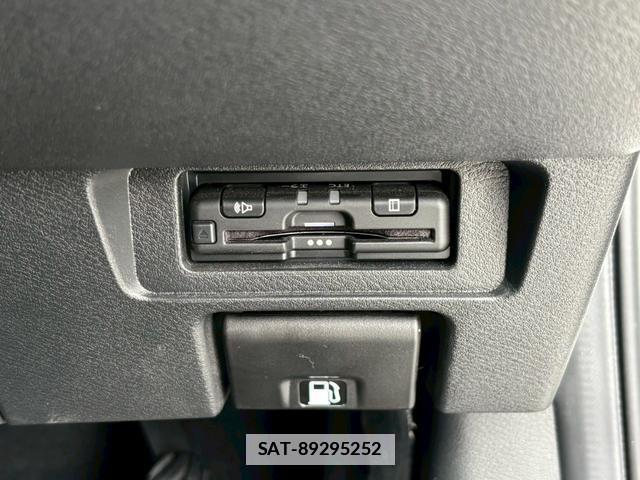 Nissan NOTE 2022-11 7870738-12