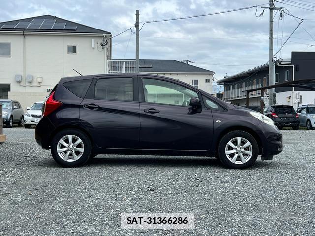 Nissan NOTE 2013-06 7871778-11